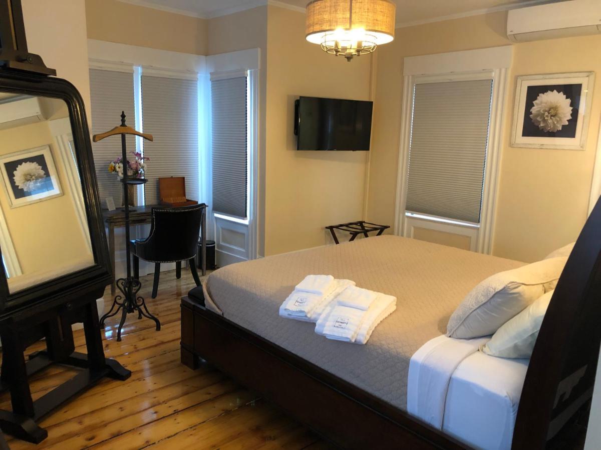 Sea Street Inn Hyannis Port Extérieur photo